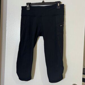 Lululemon Capri Yoga Leggings